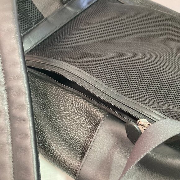 Coach ‘Henry’ Laptop Backpack F72311 Black Pebbled Leather 17" - Picture 8 of 15